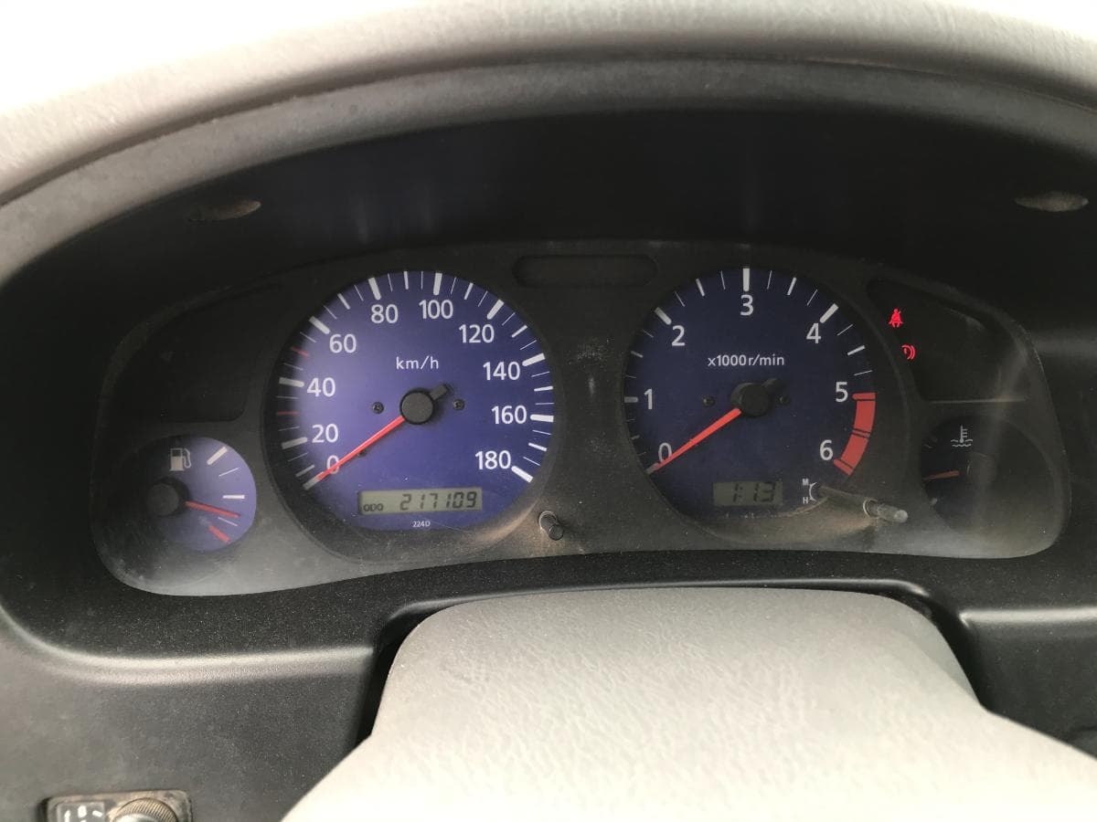 Nissan Pick Up 2.5 TD 4X4 · Ano 2001 — image 14