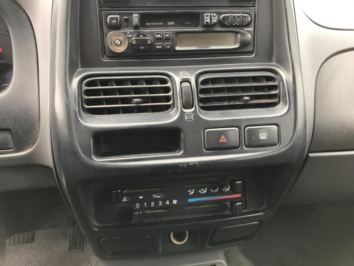Nissan Pick Up 2.5 TD 4X4 · Ano 2001 — image 17