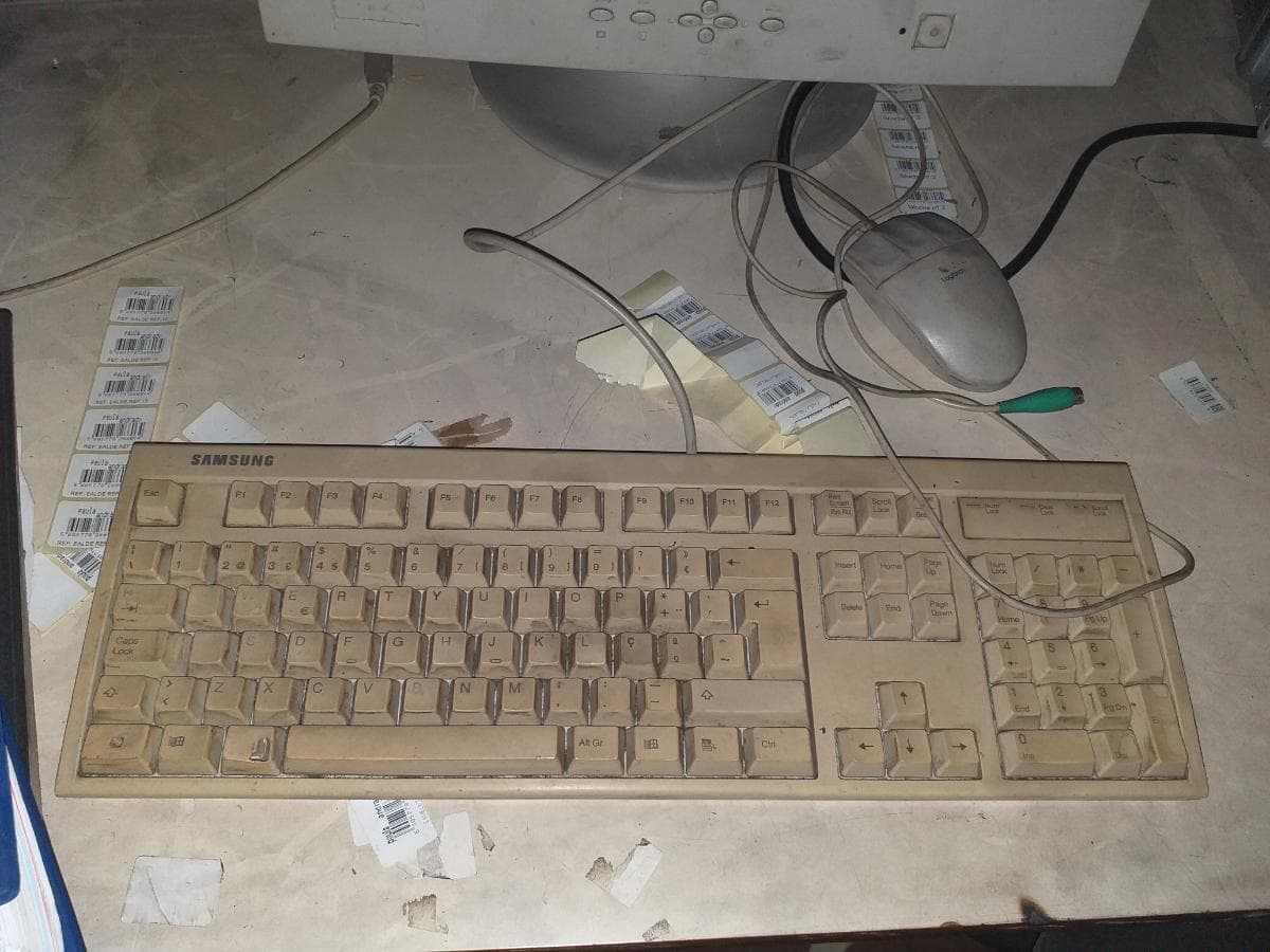 Material Informático + Equipamento de Escritório — imagem 16
