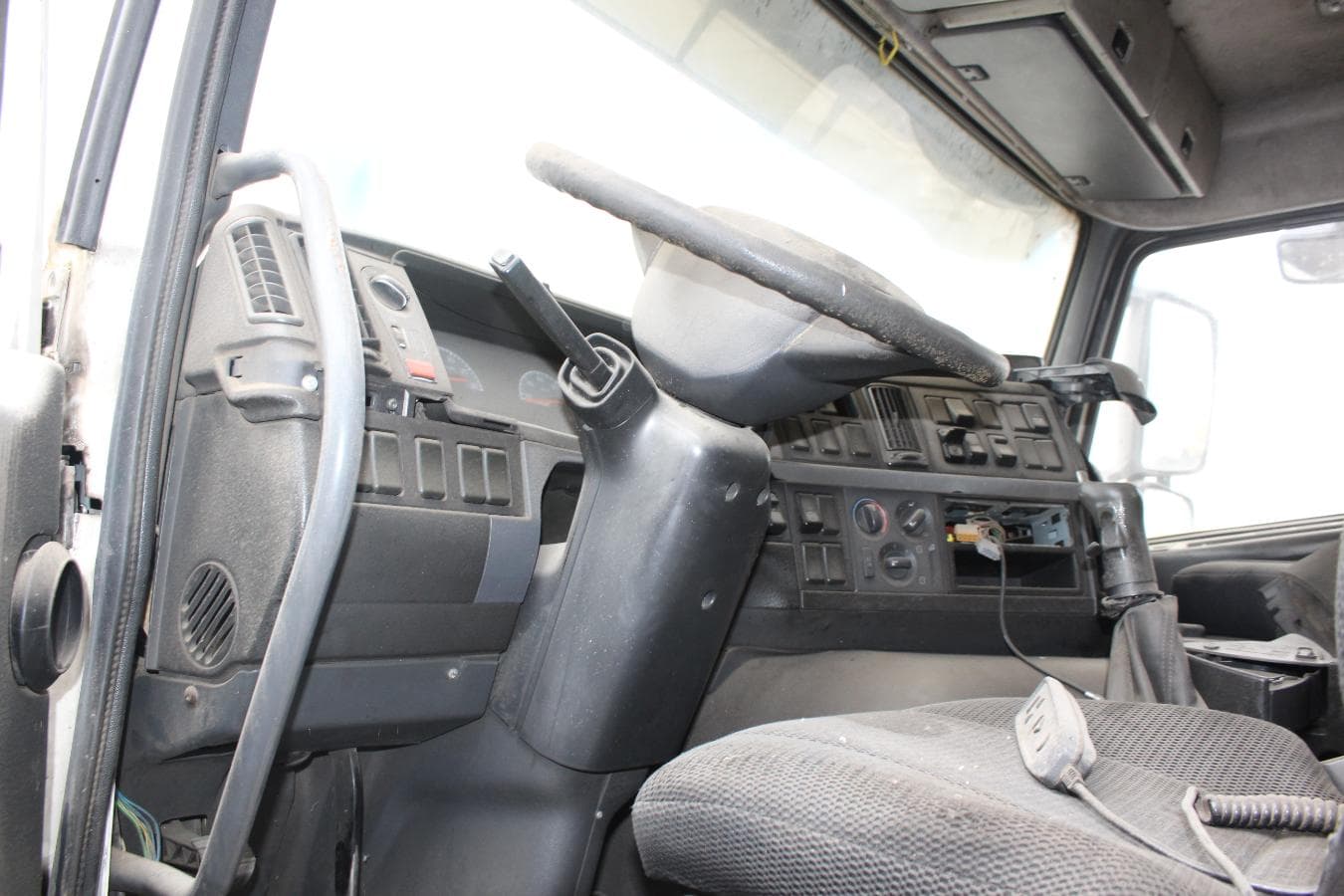 VOLVO FM9 — imagem 8