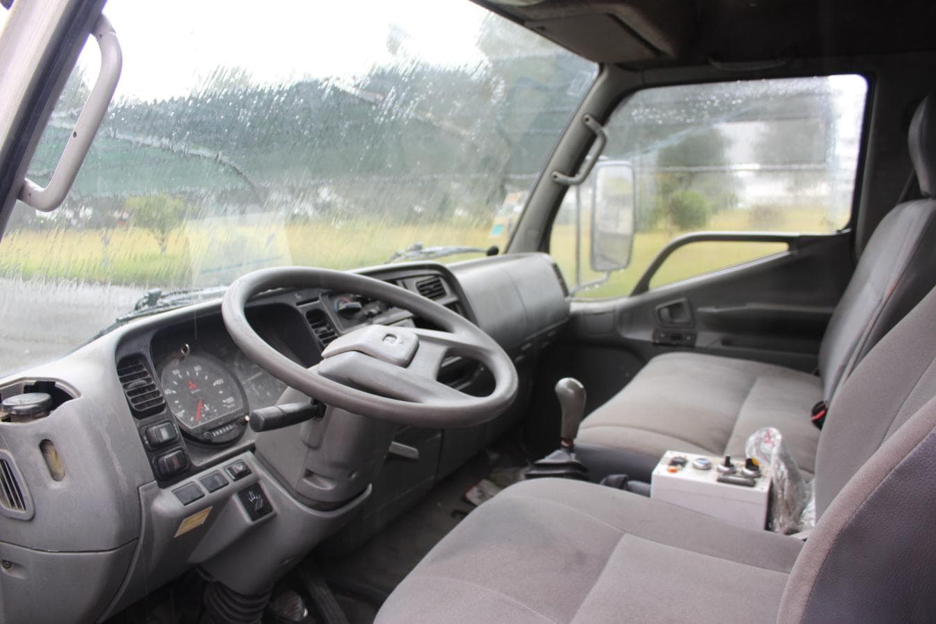 Mitsubishi Canter — imagem 4
