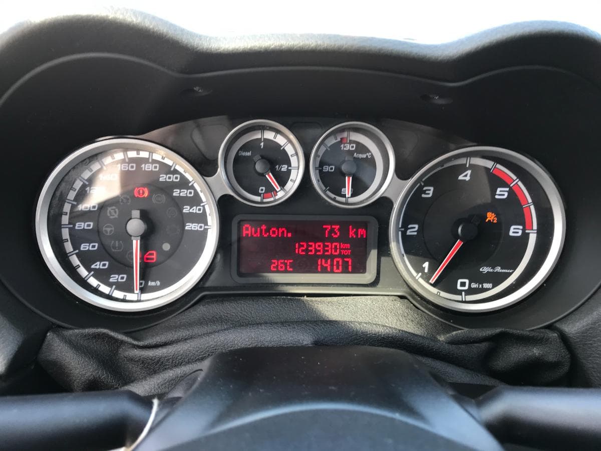 Alfa Romeo Mito 1.3 Multijet · Ano 2010 · — imagen 12