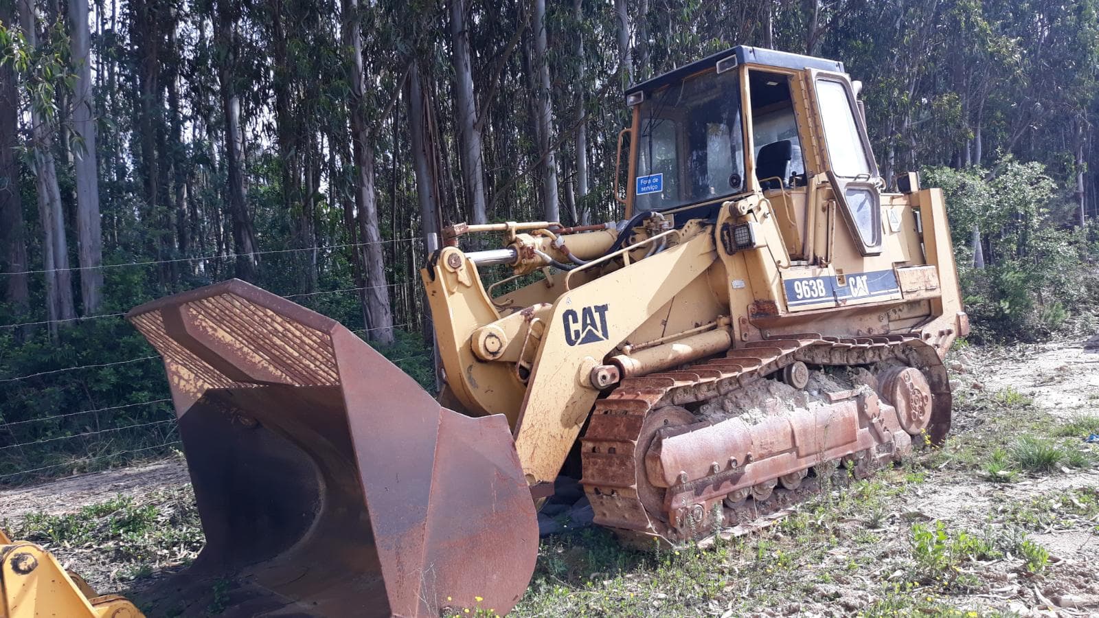 Máquina carregadora CAT