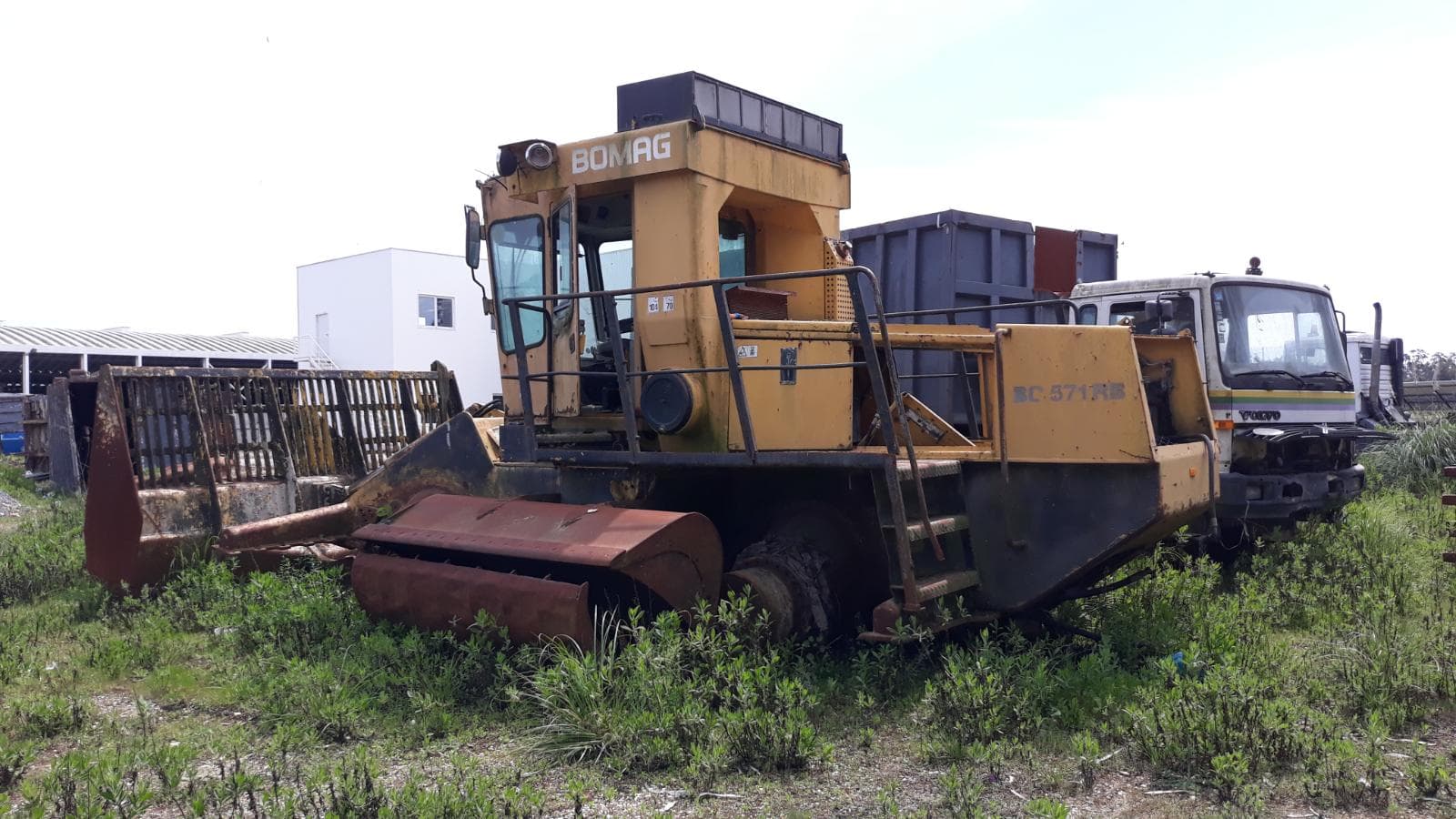 Compactador BOMAG — imagem 1