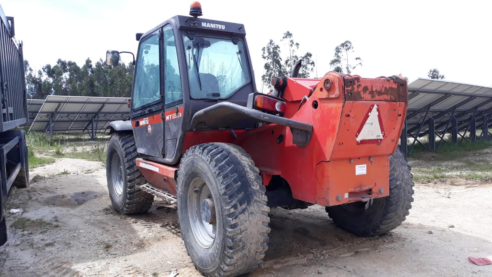 Multicarregador MANITOU — imagem 3