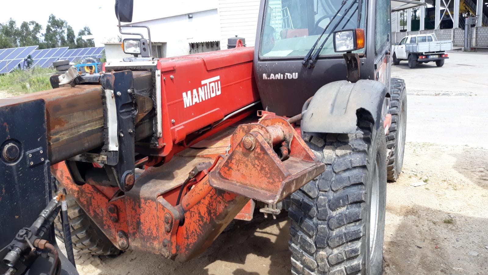 Multicarregador MANITOU — imagem 4