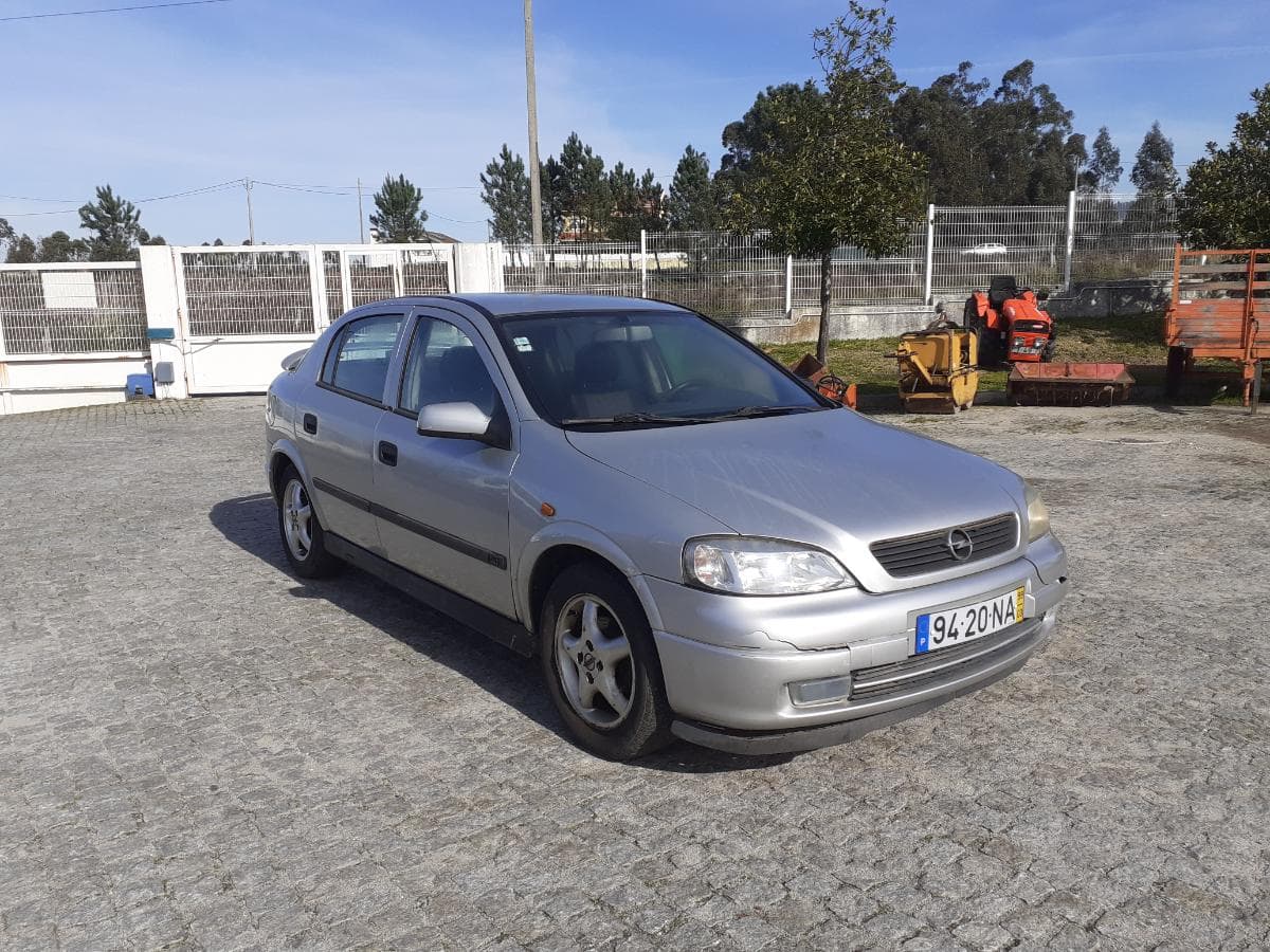 Opel Astra 1.4 · Ano 1999 — imagen 3