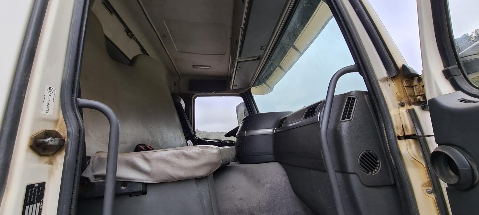 Volvo FM 12 8/4 Amplirrol — image 9