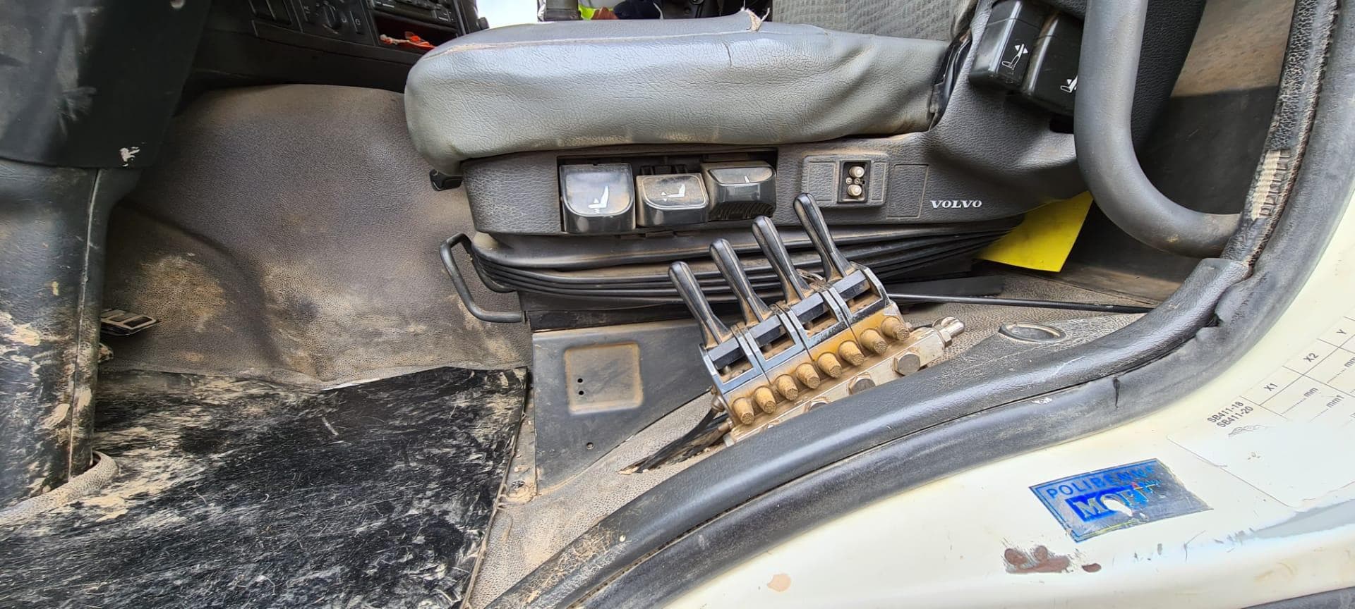 Volvo FM 12 8/4 Amplirrol — imagen 8