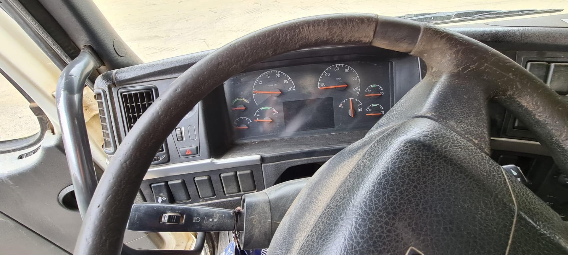 Volvo FM 12 8/4 Amplirrol — imagen 7