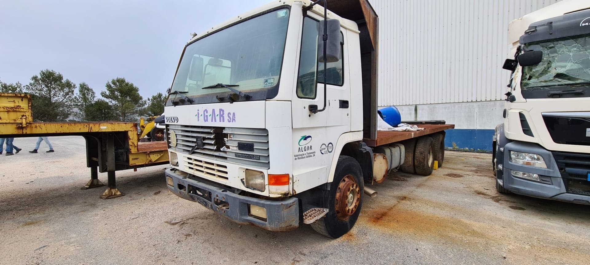 Volvo FL 10 - 44 6/4 — imagen 1