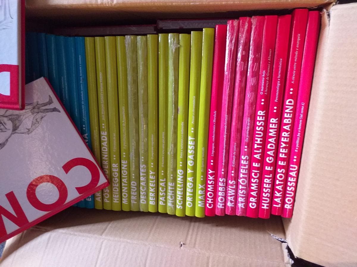 Livros, enciclopédias e outros — image 8