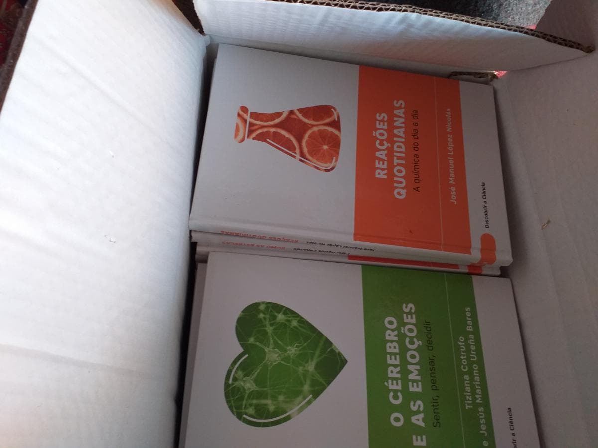 Livros, enciclopédias e outros — image 17