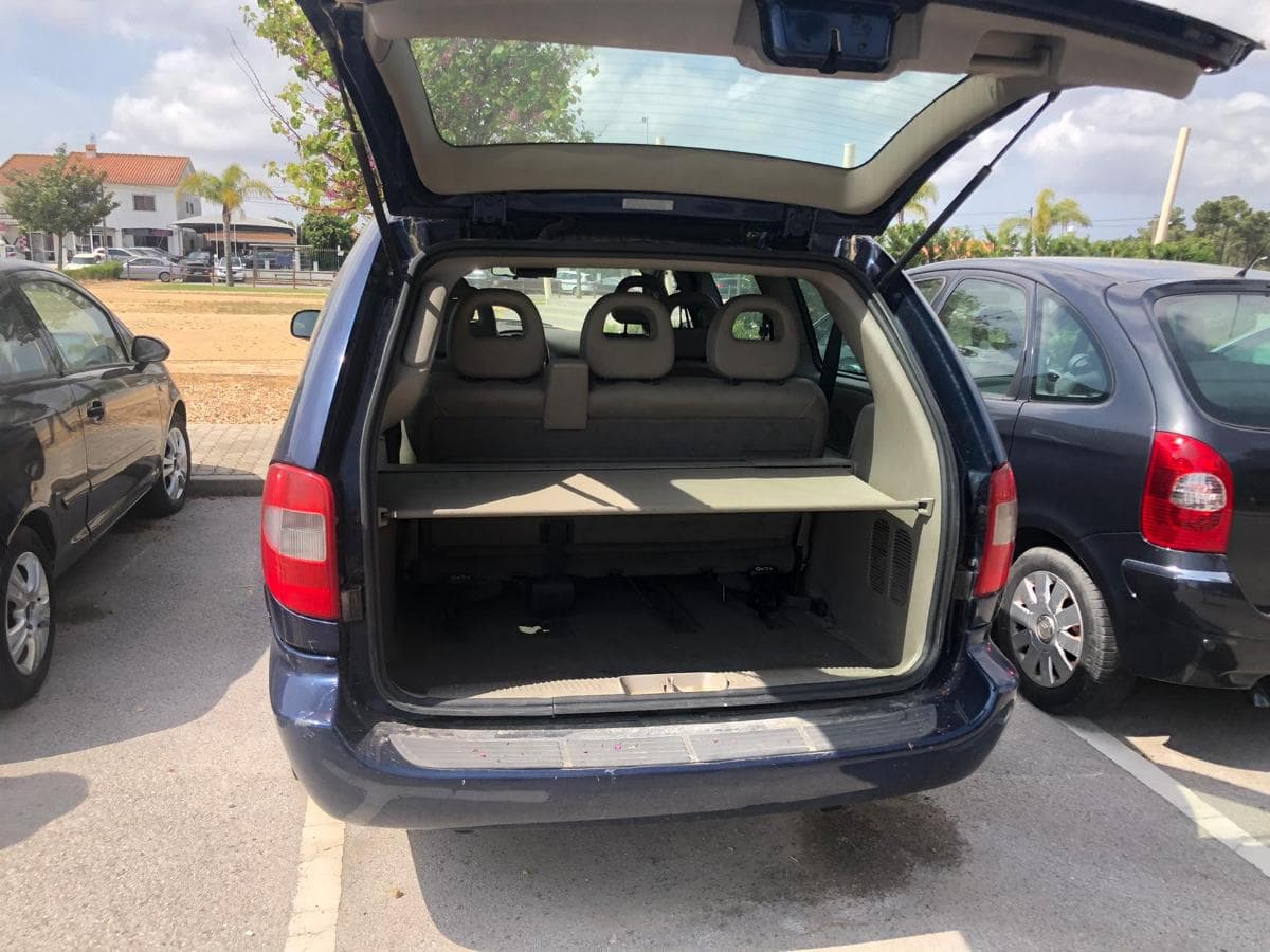 Chrysler Grand Voyager — imagen 10