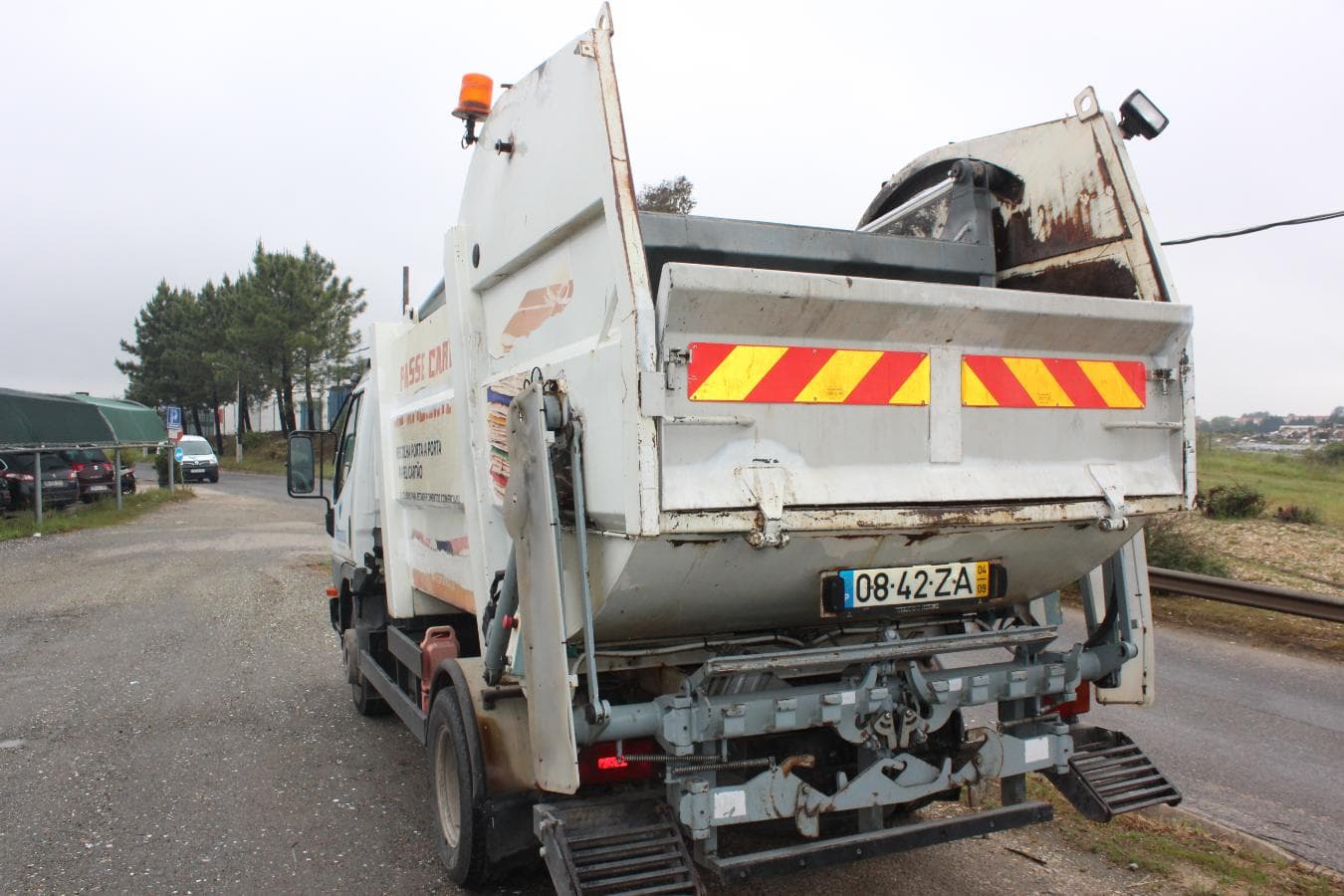 Mitsubishi Canter FE — imagen 3