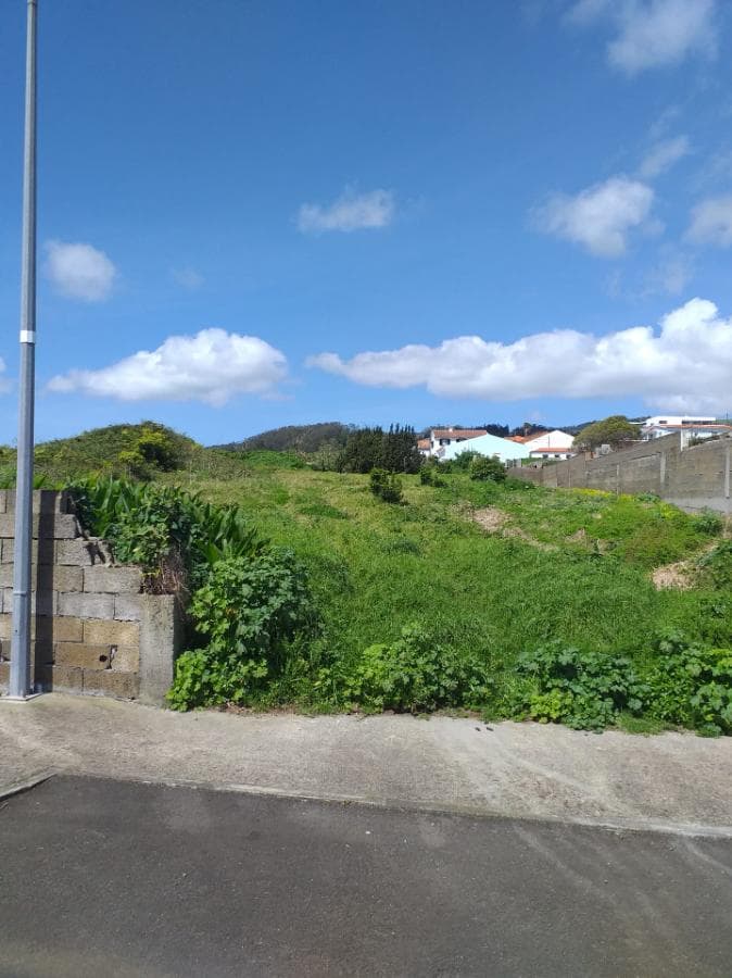 Lote para Construção · Angra do Heroísmo — imagem 2