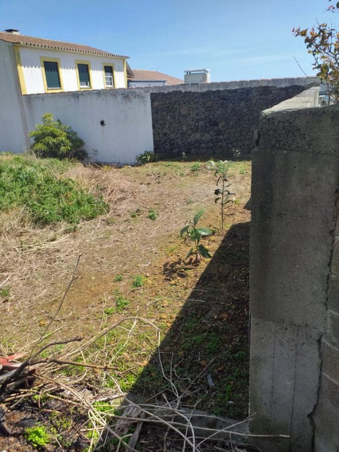 Lote para Construção · Angra do Heroísmo — imagem 3