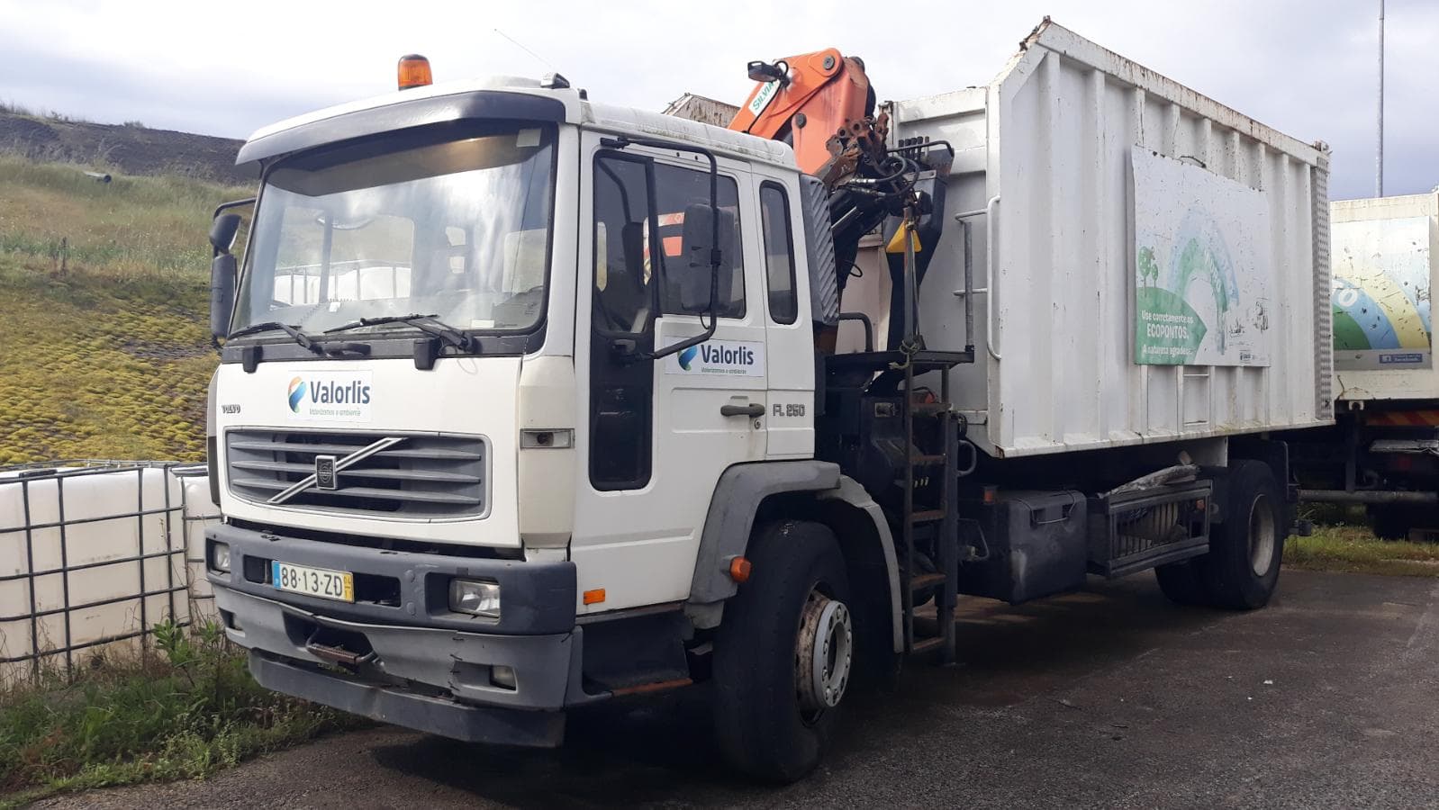 VOLVO FL 250
