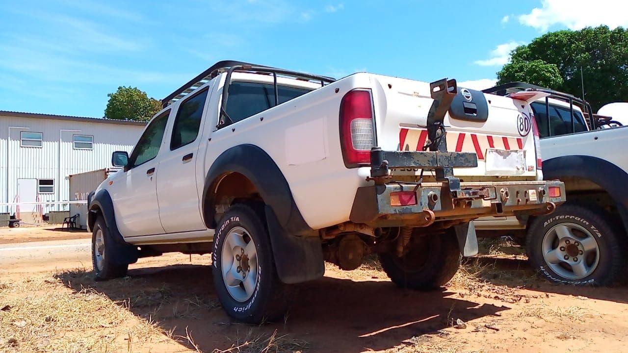 Nissan Hardbody · — imagem 9