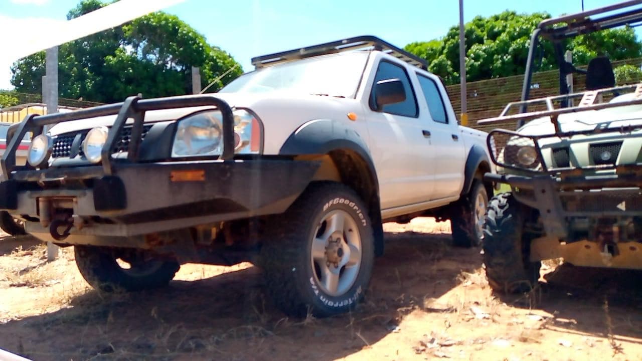 Nissan Hardbody ·