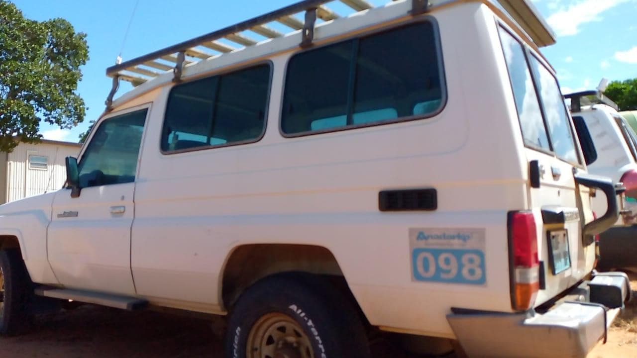 Toyota Landcruiser · — imagem 8
