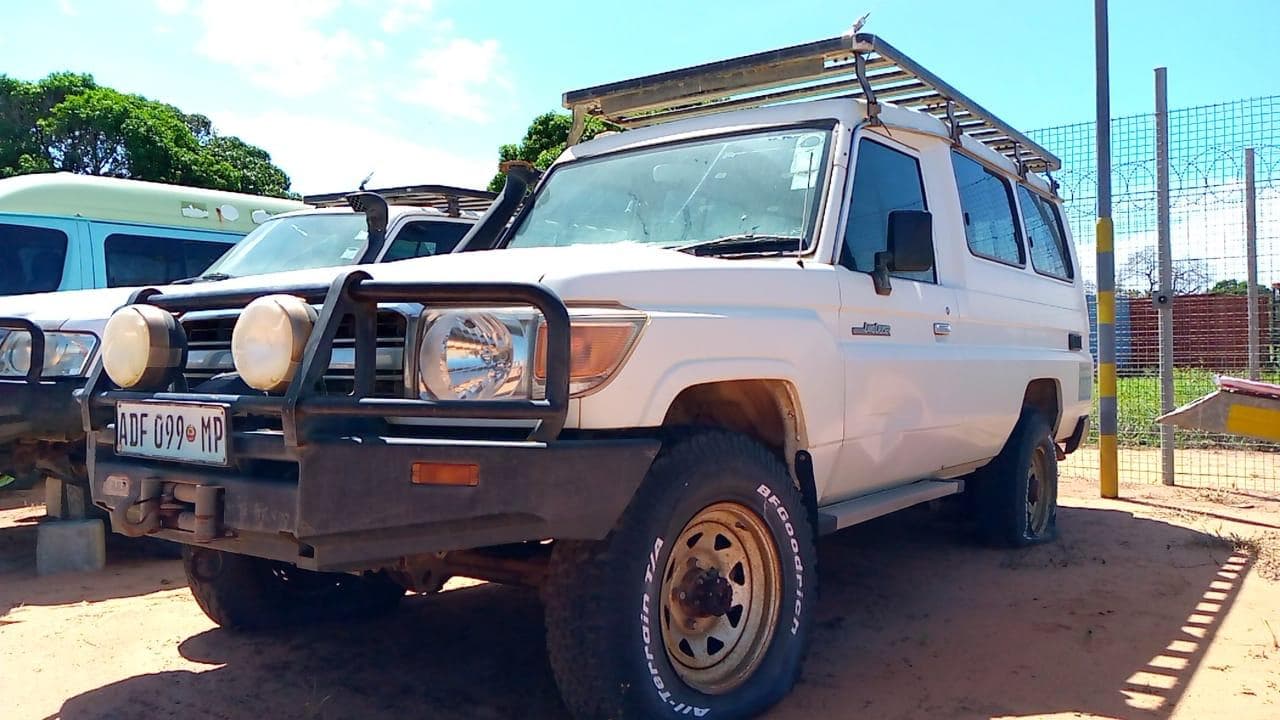 Toyota Landcruiser · — imagem 2