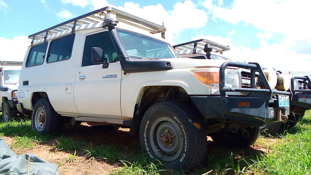 Toyota Landcruiser · — imagem 2