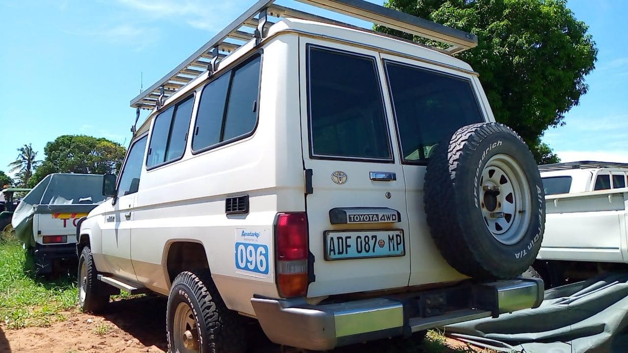 Toyota Landcruiser · — imagem 4