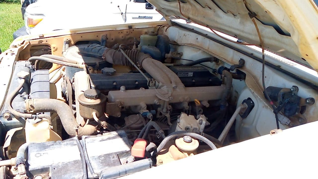 Toyota Landcruiser · — imagem 11