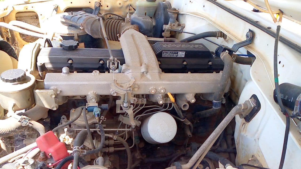Toyota Landcruiser · — image 11