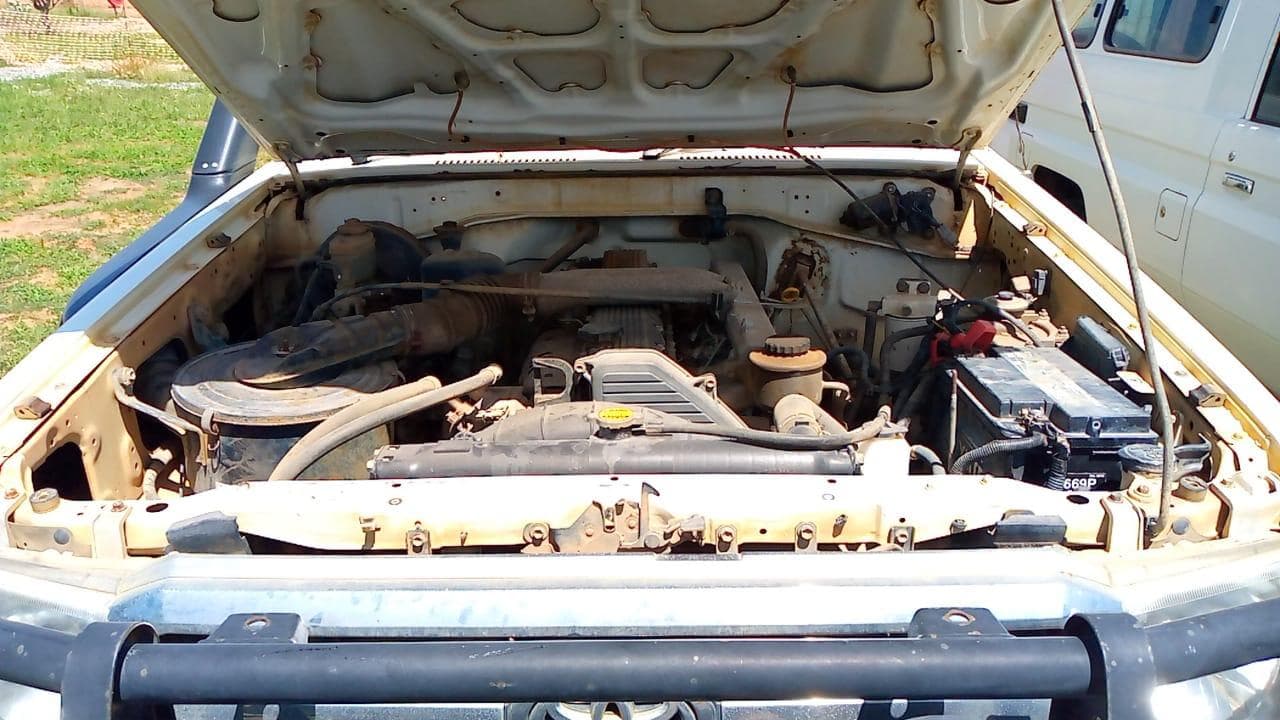 Toyota Landcruiser · — image 8