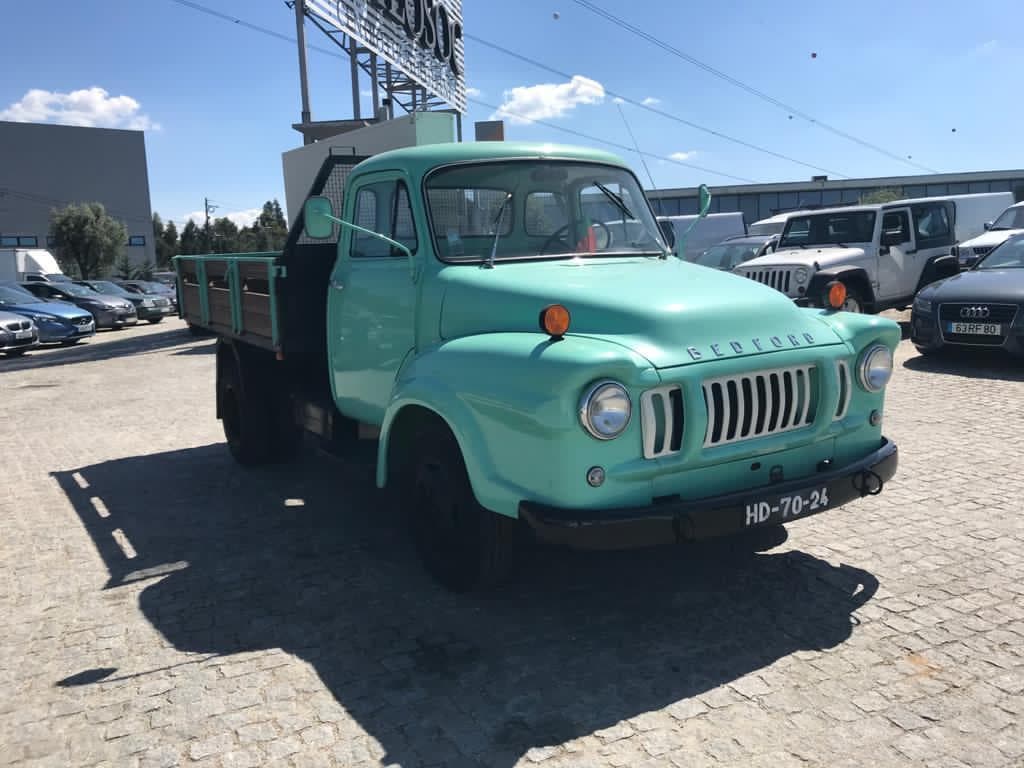 Bedford J2SC7 · Ano 1964 — imagen 1