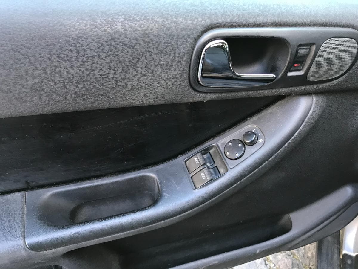 Audi A3 1.9 TDI · Ano 2001 — imagem 18