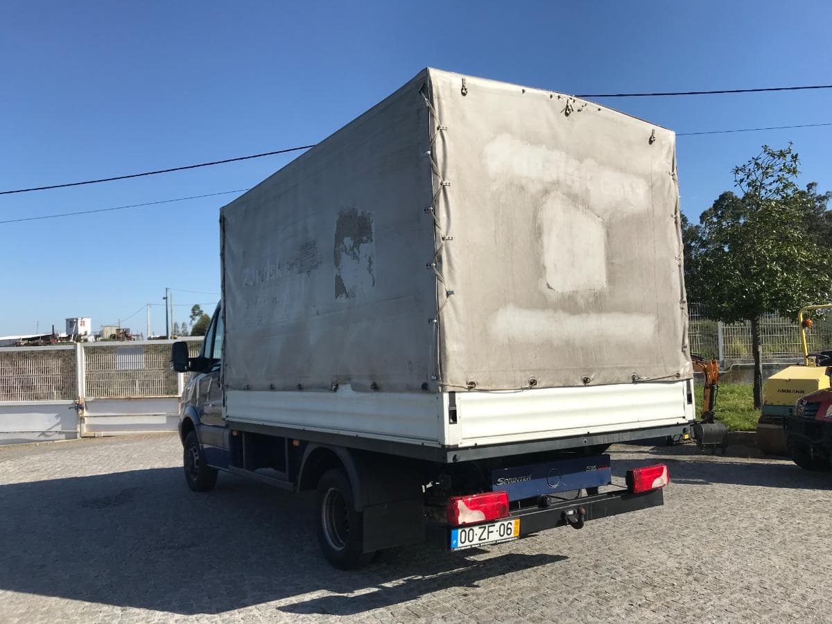 Mercedes-Benz Sprinter 516 CDI · Pesado · Ano 2010 — imagem 4