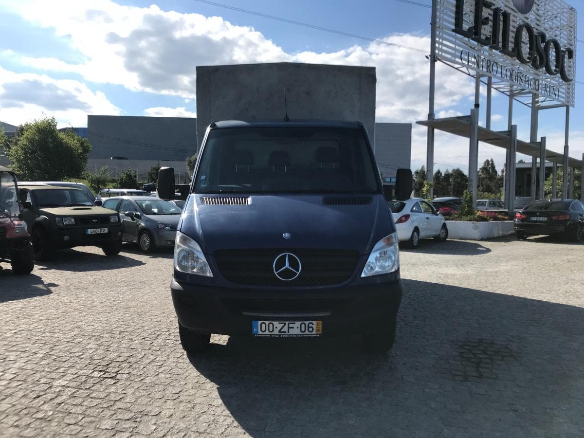 Mercedes-Benz Sprinter 516 CDI · Pesado · Ano 2010 — imagem 2