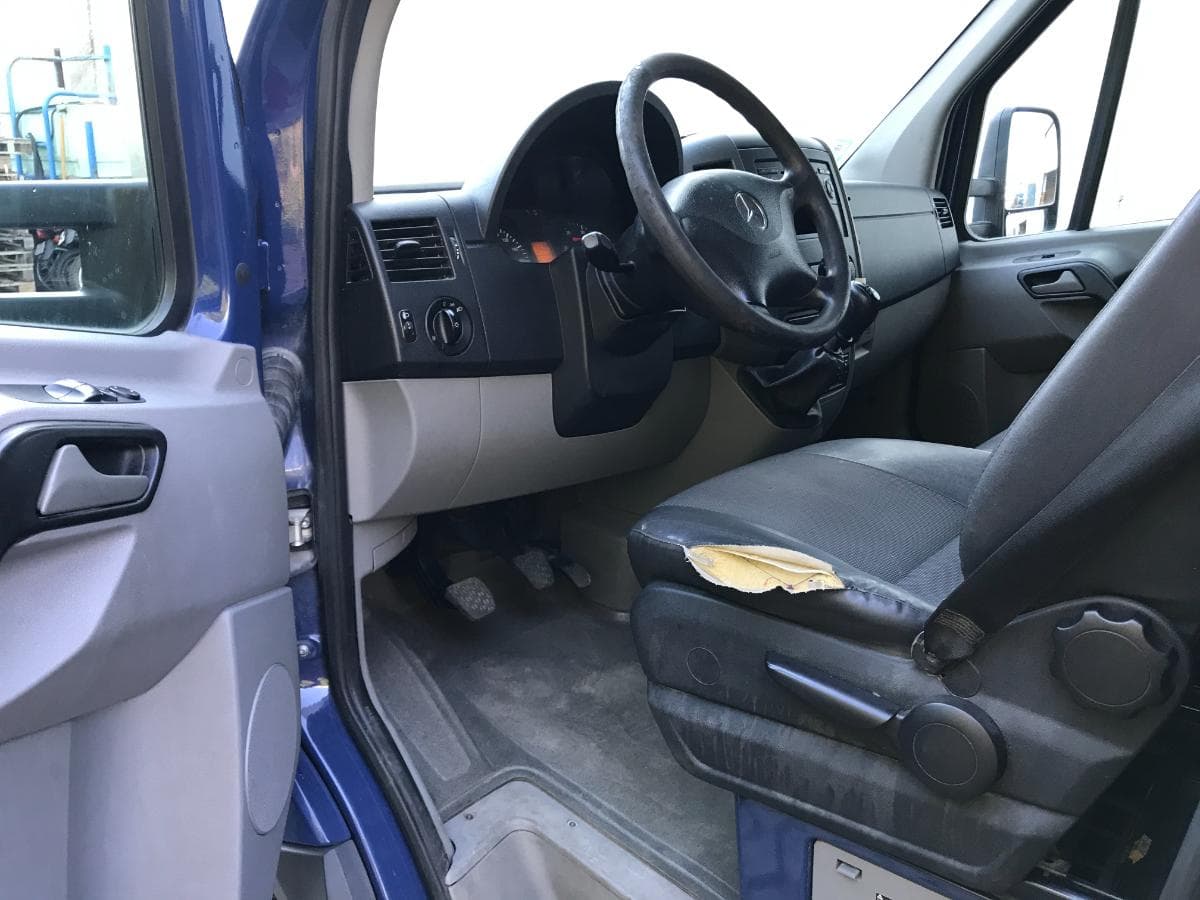 Mercedes-Benz Sprinter 516 CDI · Pesado · Ano 2010 — imagem 13