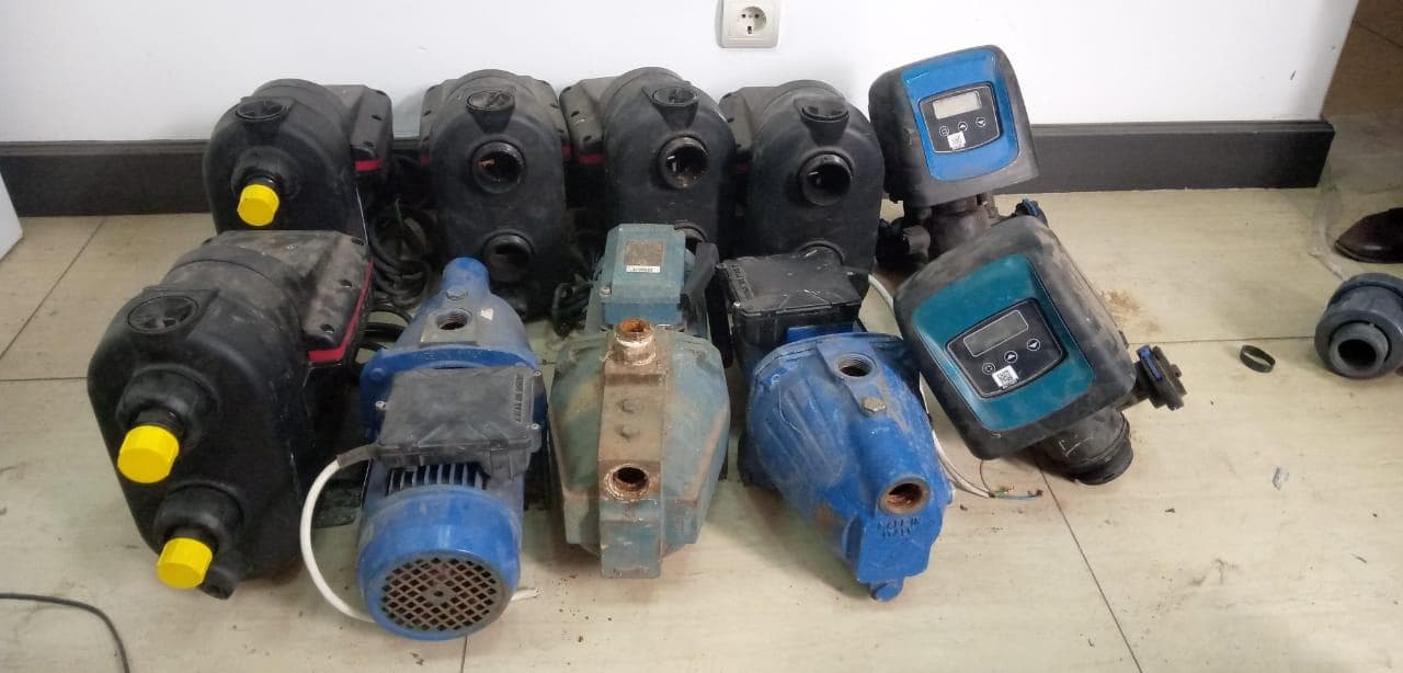 Bombas de água. · — imagen 2