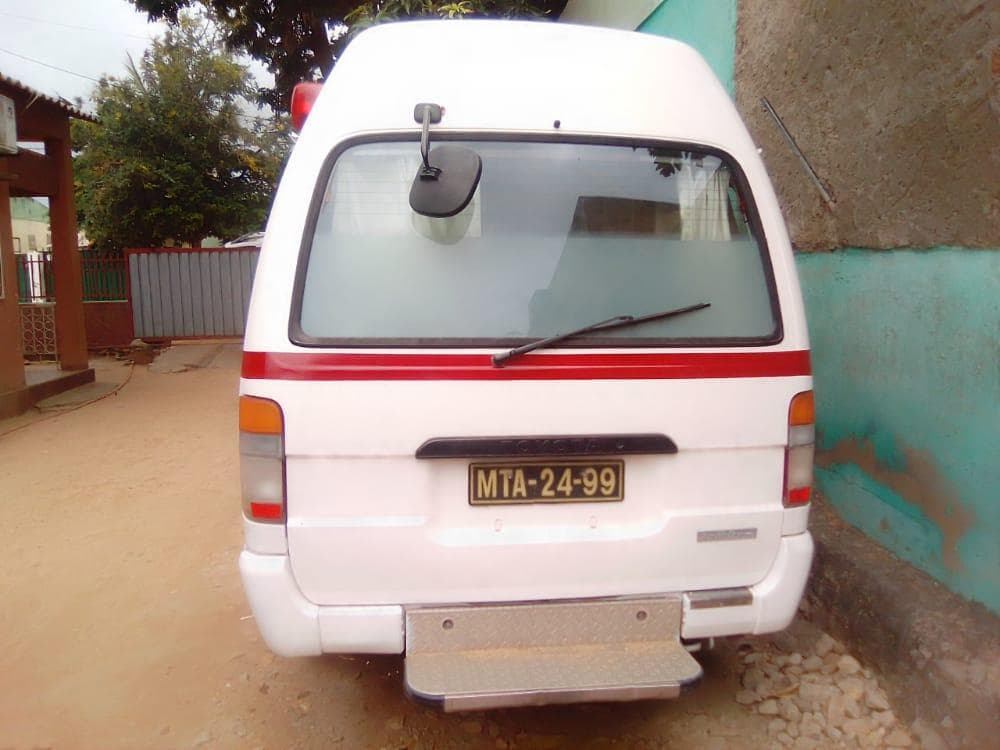 Toyota Hiace - Ambulância · — imagem 10