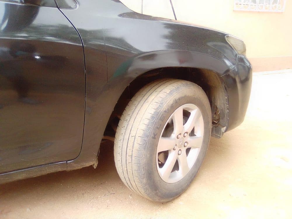 Toyota Vanguard · — imagem 7