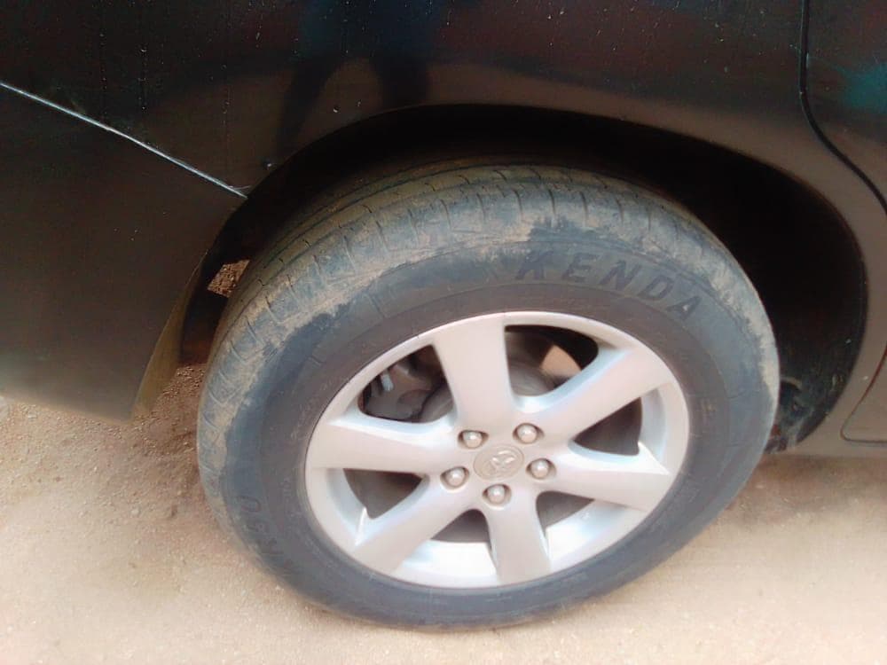 Toyota Vanguard · — imagem 8