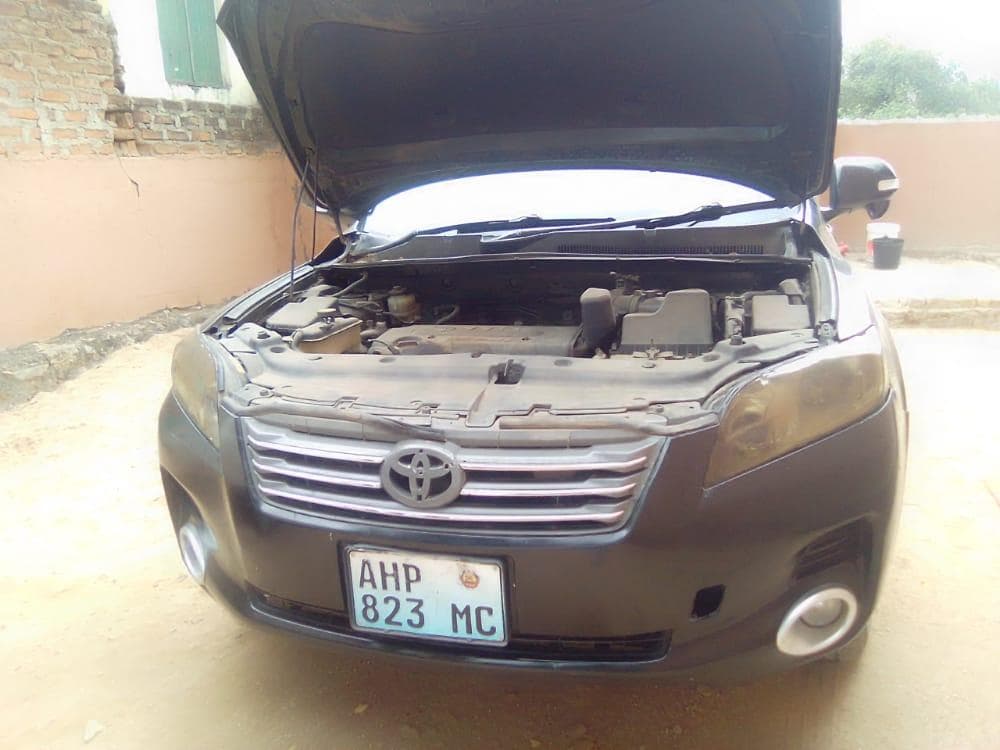 Toyota Vanguard · — imagem 4
