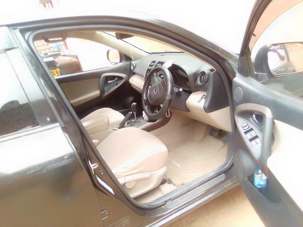 Toyota Vanguard · — imagem 15