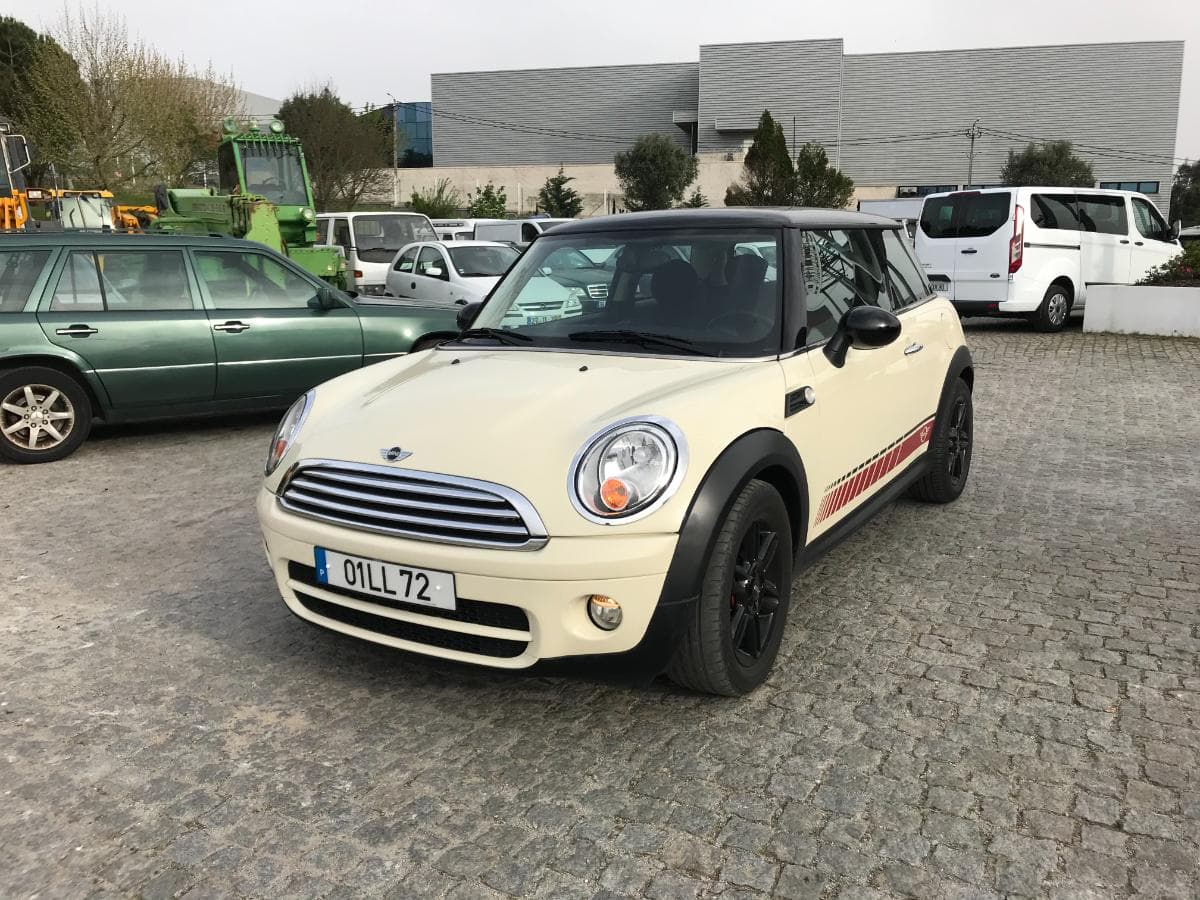 Mini Cooper One D· Ano 2011 — imagem 3