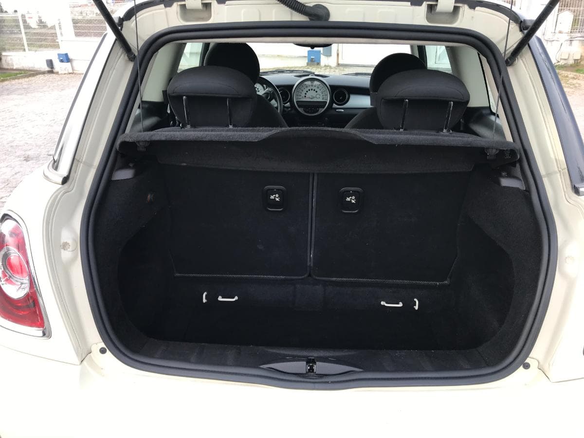 Mini Cooper One D· Ano 2011 — imagem 9