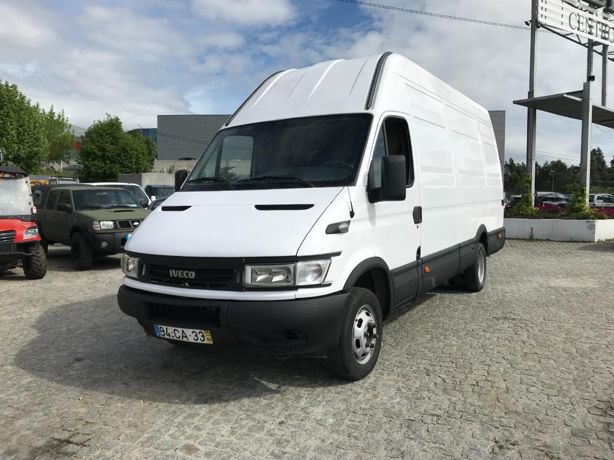 Iveco Daily 35C17 · Ano 2006 — imagen 3