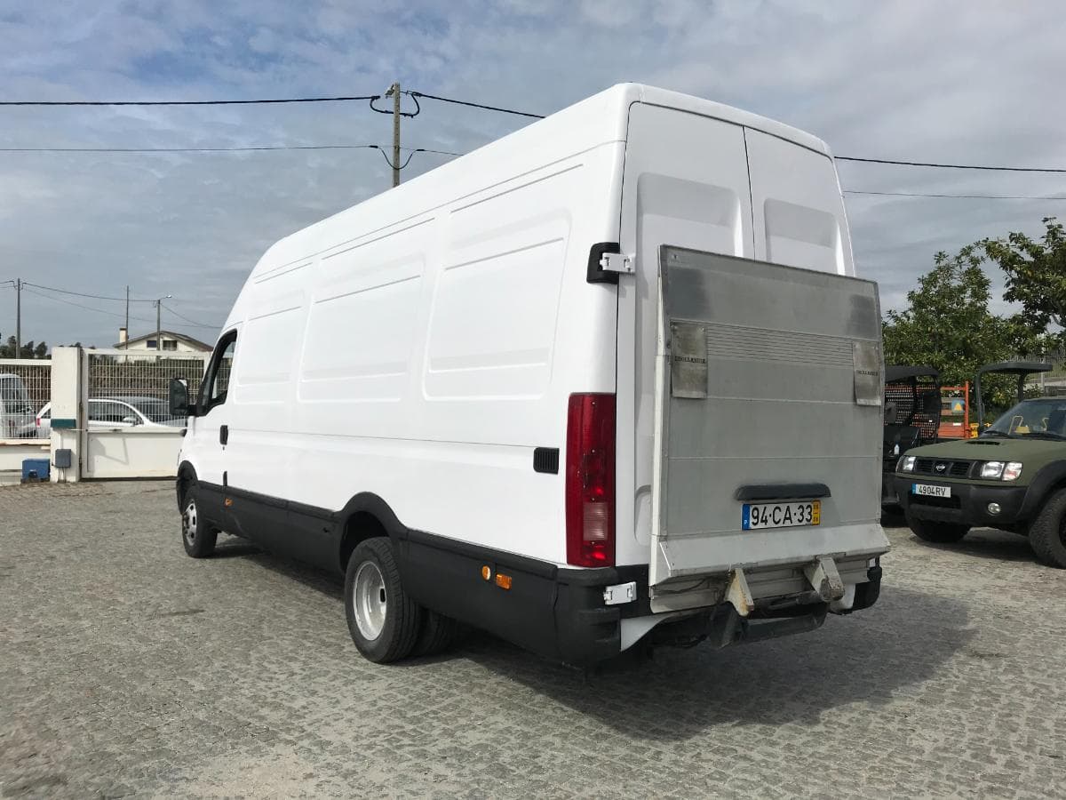 Iveco Daily 35C17 · Ano 2006 — imagen 6