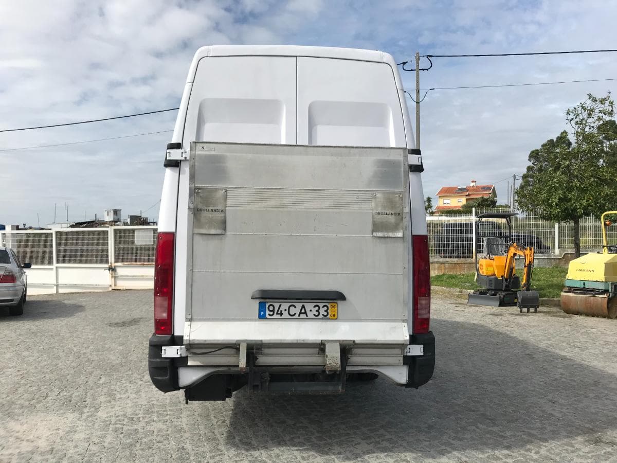 Iveco Daily 35C17 · Ano 2006 — imagen 5
