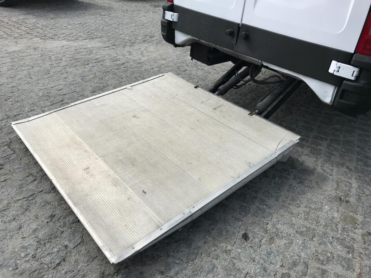 Iveco Daily 35C17 · Ano 2006 — imagen 7
