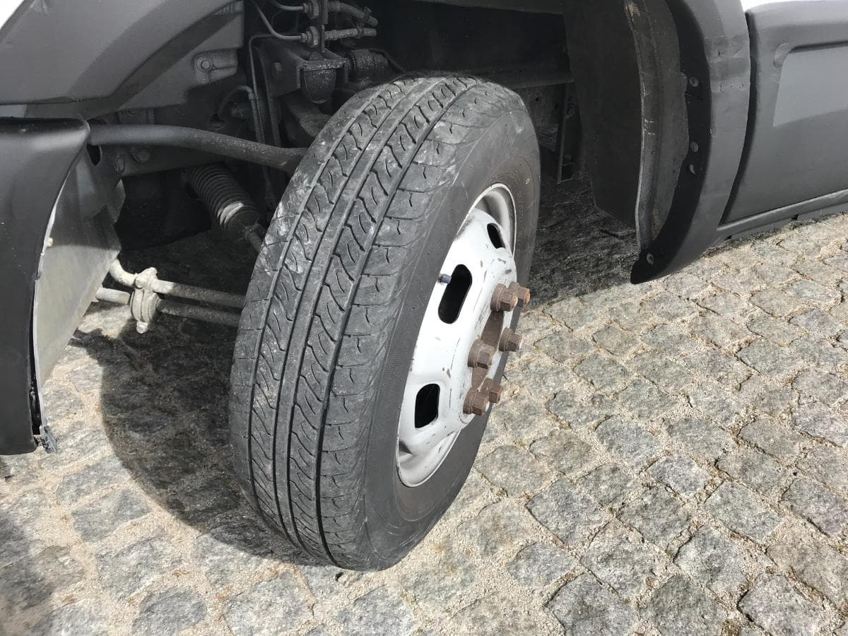Iveco Daily 35C17 · Ano 2006 — imagen 9