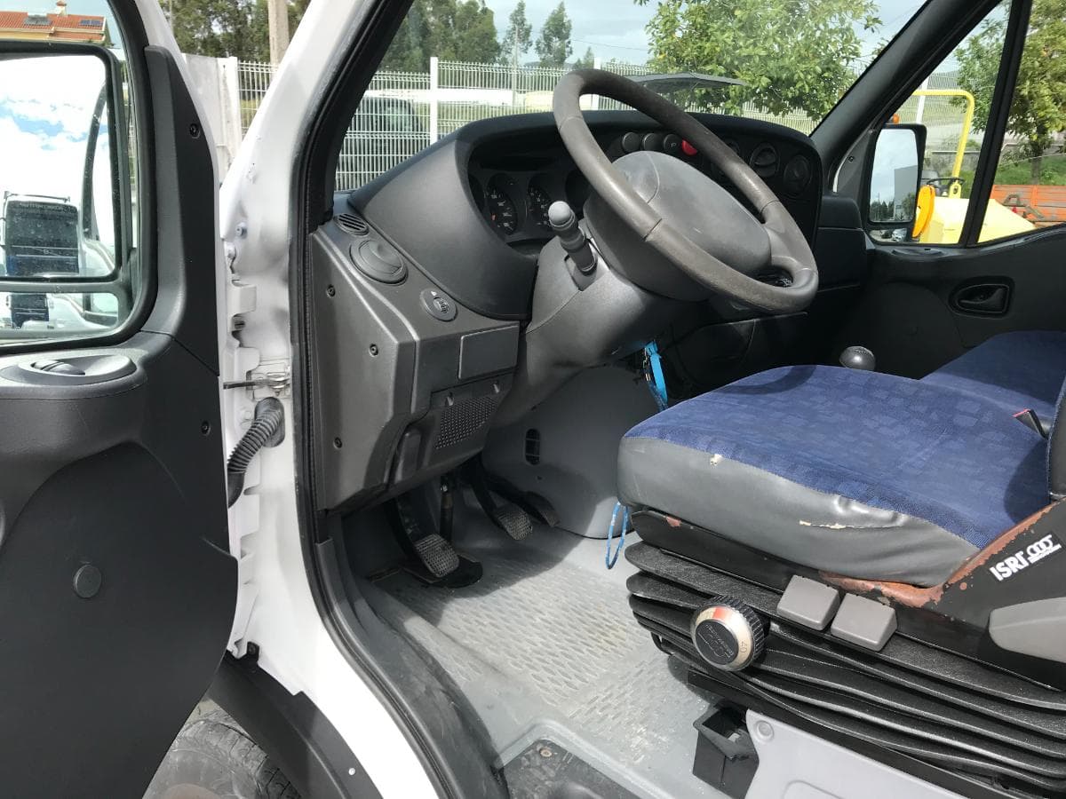 Iveco Daily 35C17 · Ano 2006 — imagen 13